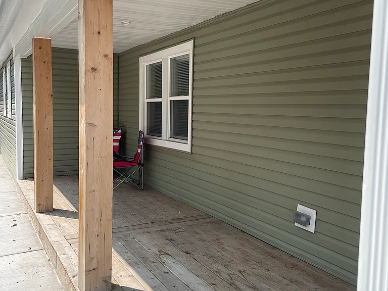 1034 Liberty St — Photo 3