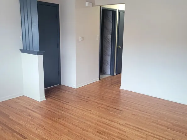 10483 Doris Ct APT 1W, Rosemont, IL 60018