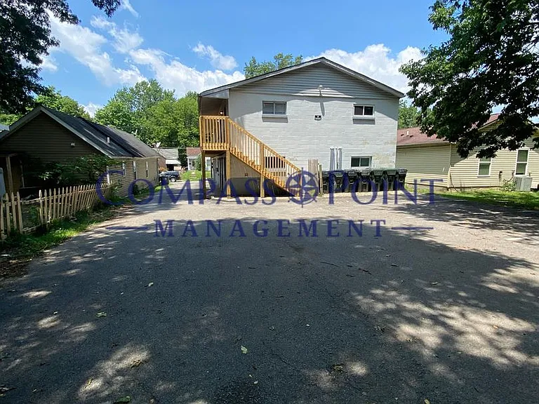 532 Pemberton Street — Photo 9