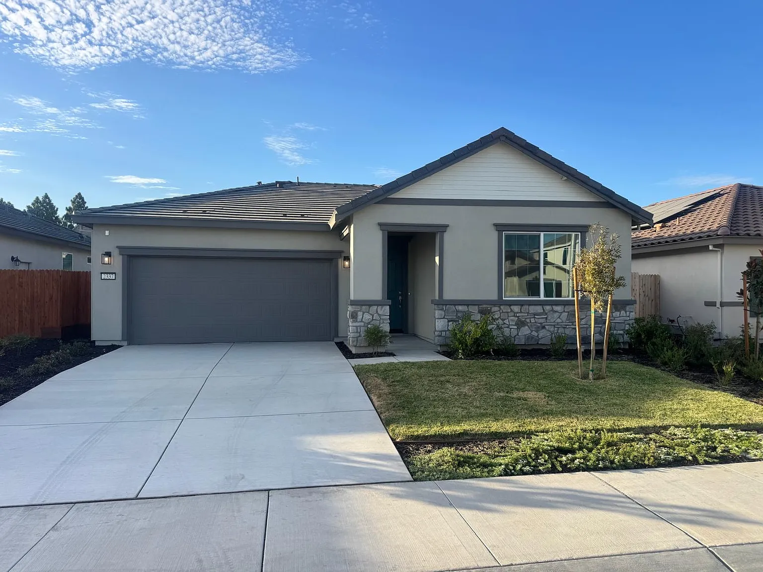 3 bed, 1481 sqft, $3,500 — Photo 1
