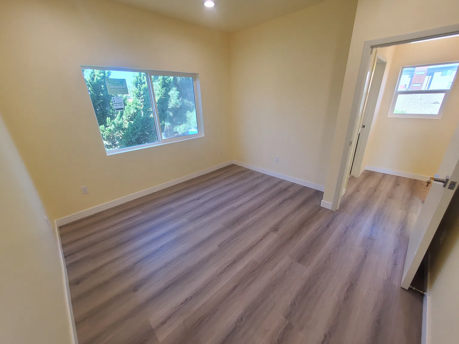 2 bed, 1.5 bath, 800 sqft, $2,550 — Photo 4