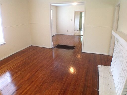 2nd image of 3932 37th Ave N