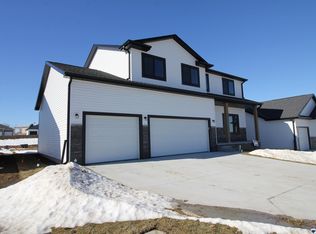511 Eloise Ave, Lincoln, NE 68520