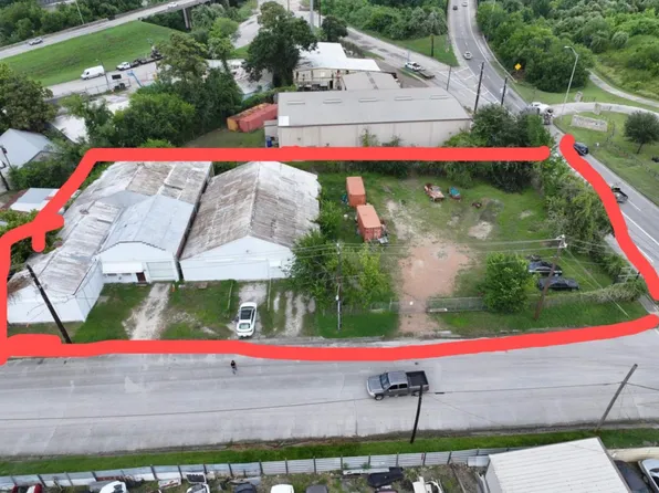 6839 Avenue W, Houston, TX 77011