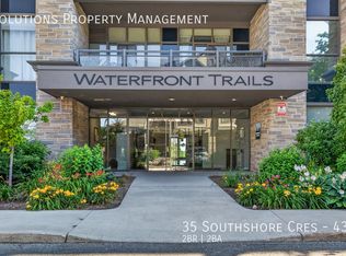 35 Southshore Cres #431, Stoney Creek, ON L8E0J2