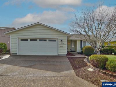 1960 W Santiam Dr, Woodburn, OR, 97071