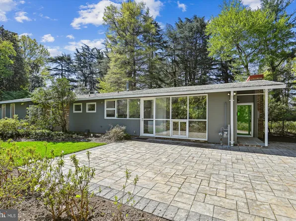 7315 Rebecca Dr, Alexandria, VA 22307