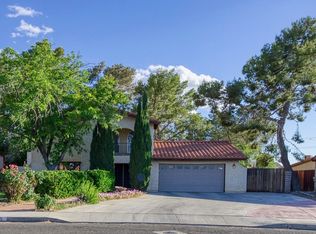 843 W Howell Ave, Ridgecrest, CA 93555