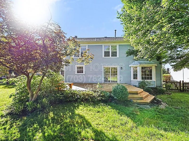 8942 Kenilworth Dr — Photo 29