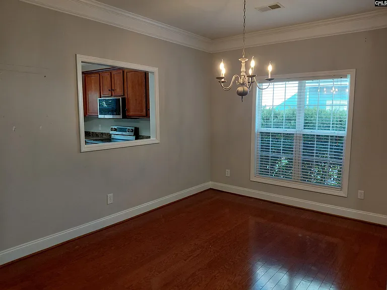 300 Hampton Forest Dr — Photo 6