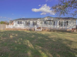 482 Meadstown Rd, Elizabeth City, NC 27909