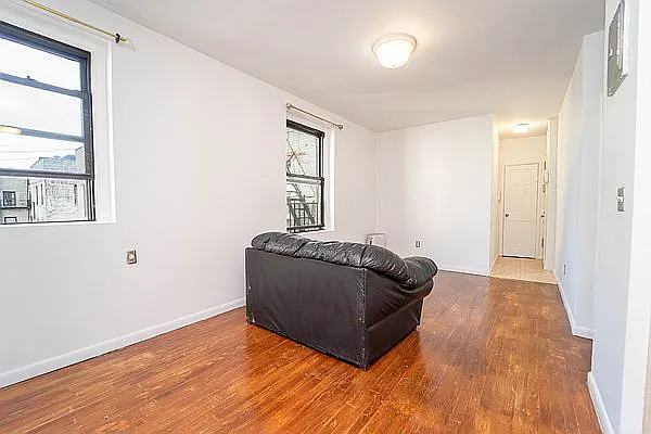 Rented by Modern Spaces | media 2