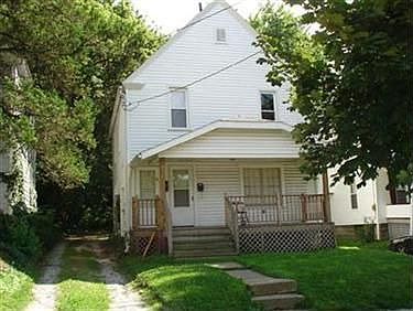 2nd image of 812 E Buchtel Ave