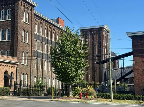 1400 Rosa L Parks Blvd #33, Nashville, TN 37208
