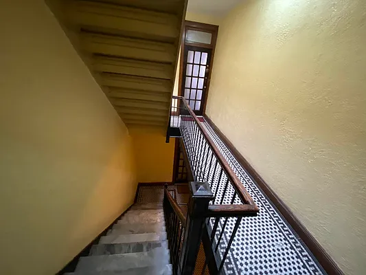 Rented by RealTegrity NY LLC | media 22