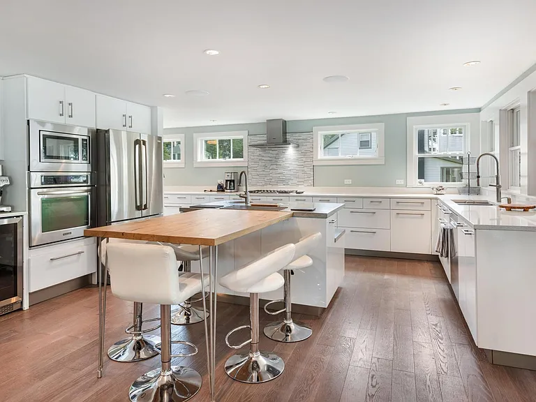 39 Shore Dr — Photo 18
