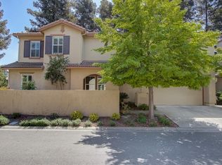 8088 Linda Isle Ln, Sacramento, CA