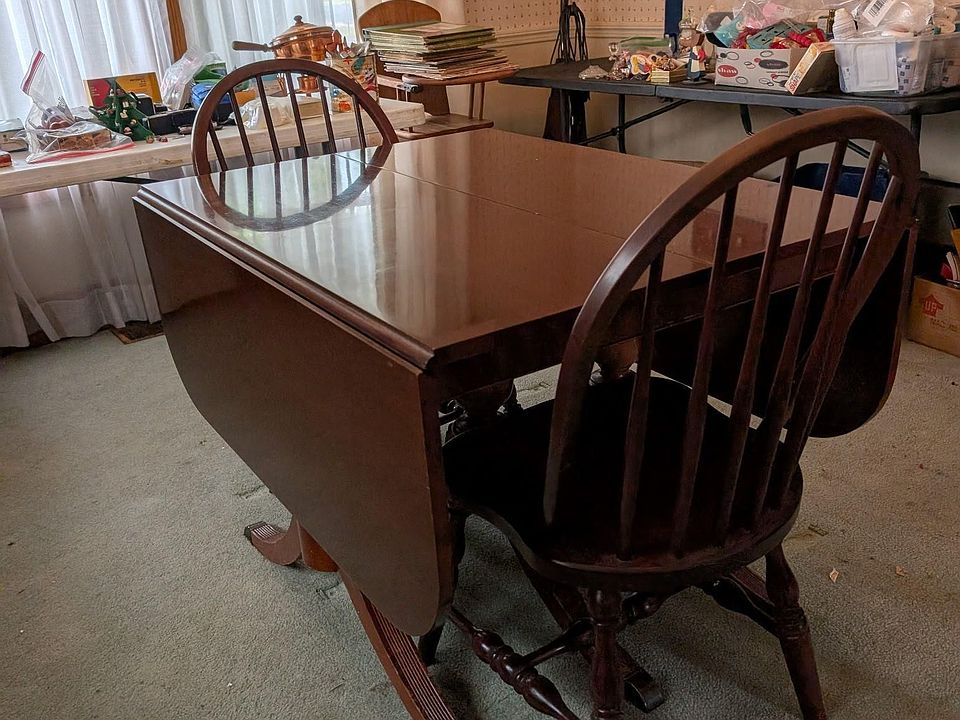 BJolt in breakfast nook