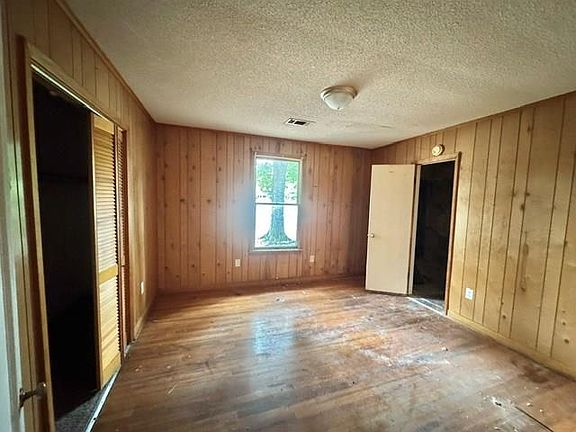 5th image of 1305 E Reed Rd