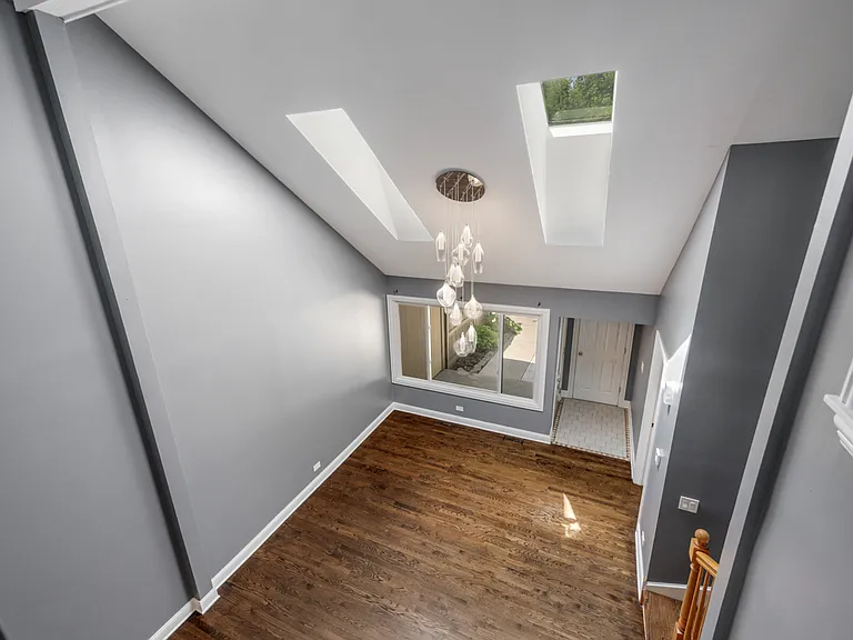 713 Acadia Ct — Photo 19