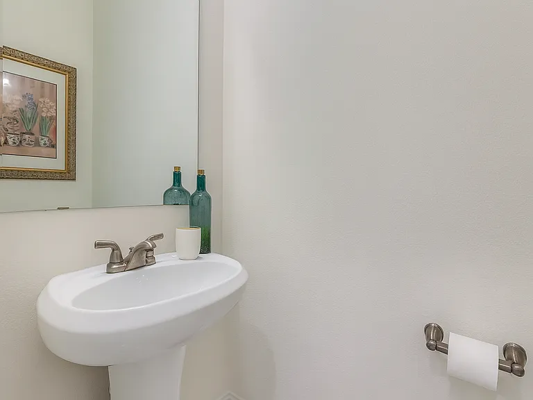 337 Gleneagles Dr — Photo 6