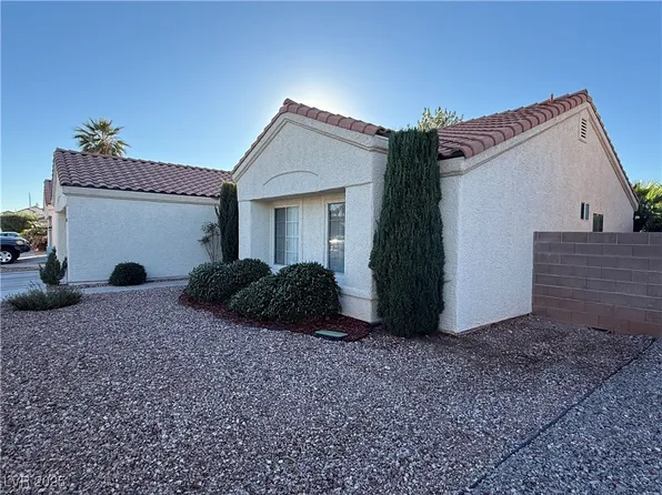 2709 Briarcliff Ave, Henderson, NV 89074