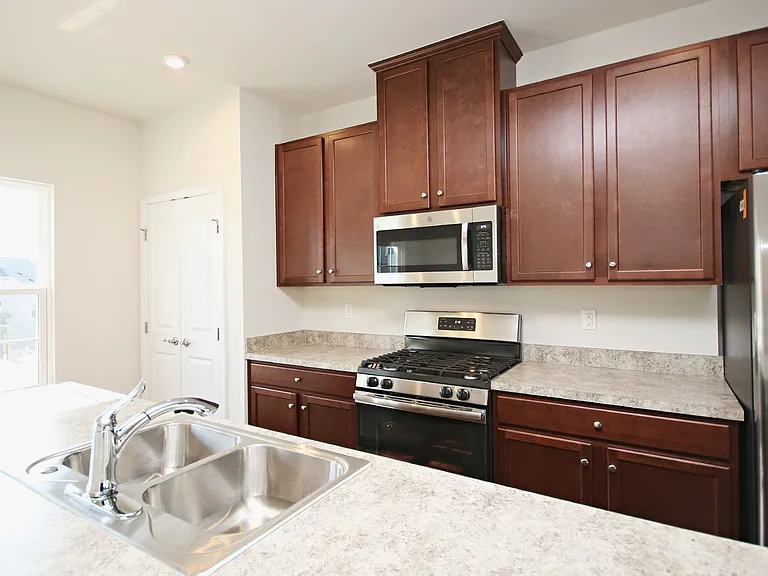 2427 Pocoson Wood Ct — Photo 4