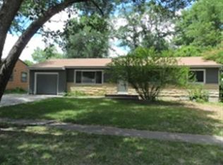 1408 W 2nd Ter, Lawrence, KS 66044