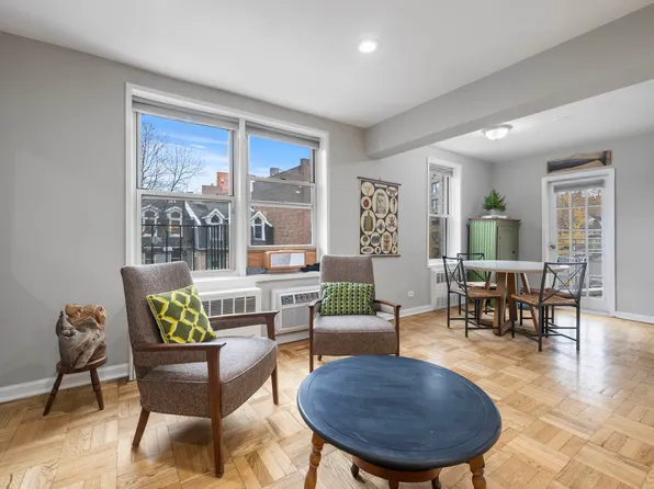 255 Fieldstone Terrace image 5 of 13