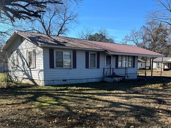 208 SW Railroad St, Gore, OK 74435
