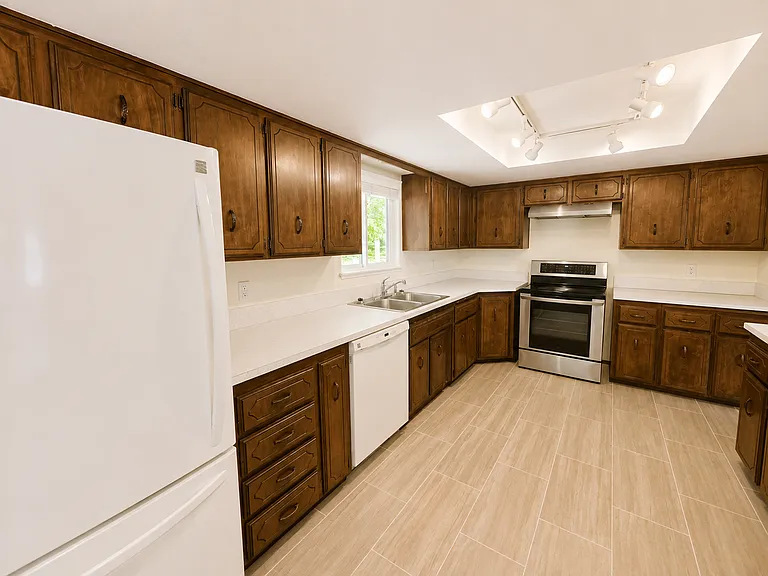 11741 Vail Rd SE — Photo 4