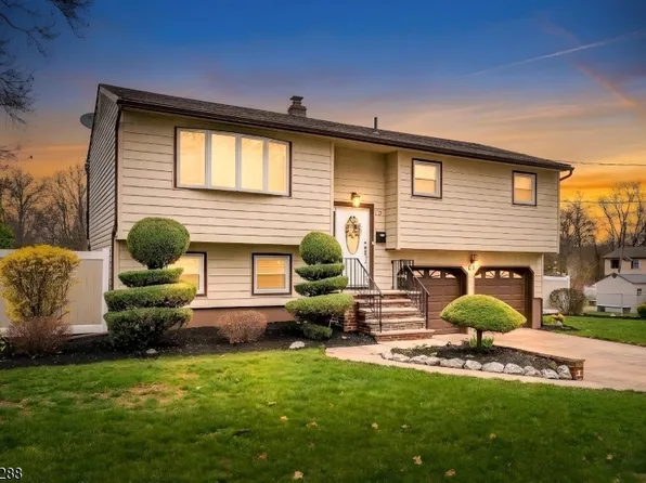 63 Arden St, Franklin Twp., NJ 08873