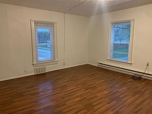 3rd image of 602 E Dayton St #1