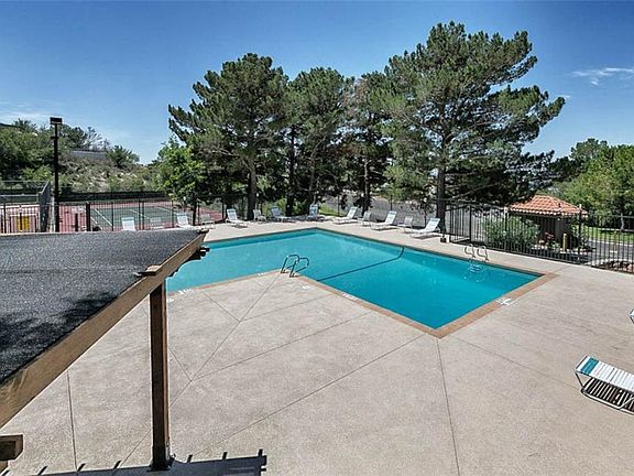 3rd image of 5854 Mira Serena Dr