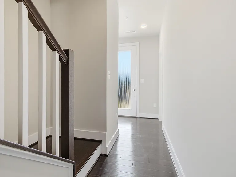 14566 Lake Vista Dr — Photo 4