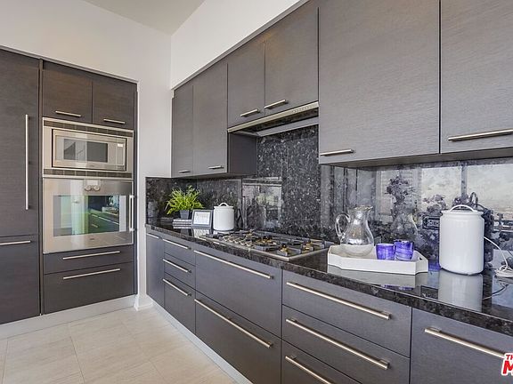 4th image of 900 W Olympic Blvd Unit 37
