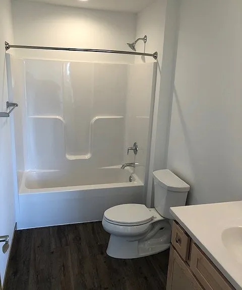 1911 Eastwood Way #1911 — Photo 10