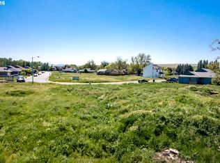 513 Elzora Loop, Milton Freewater, OR 97862