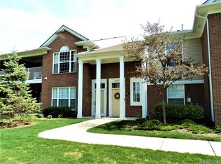 16815 Dover Dr #146, Northville, MI