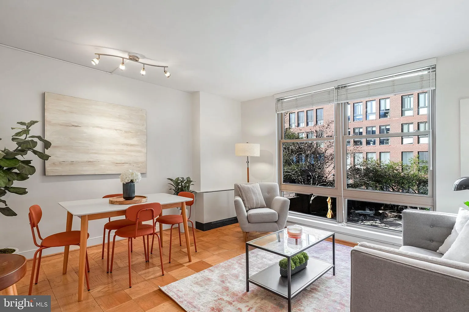 1260 21st St NW APT 208 photo 1