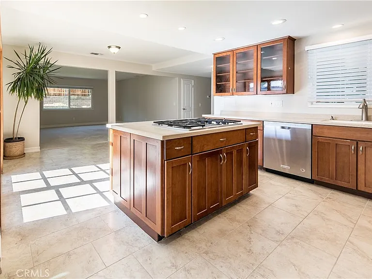 25145 Daisy Ave — Photo 13
