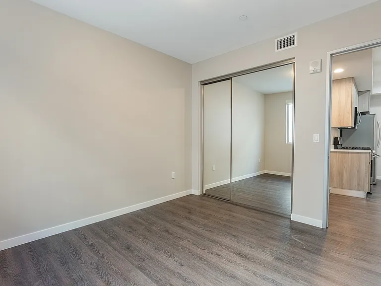 16300 Ventura Blvd #210 — Photo 18