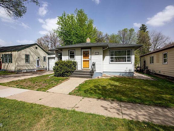 2nd image of 607 N 18th St