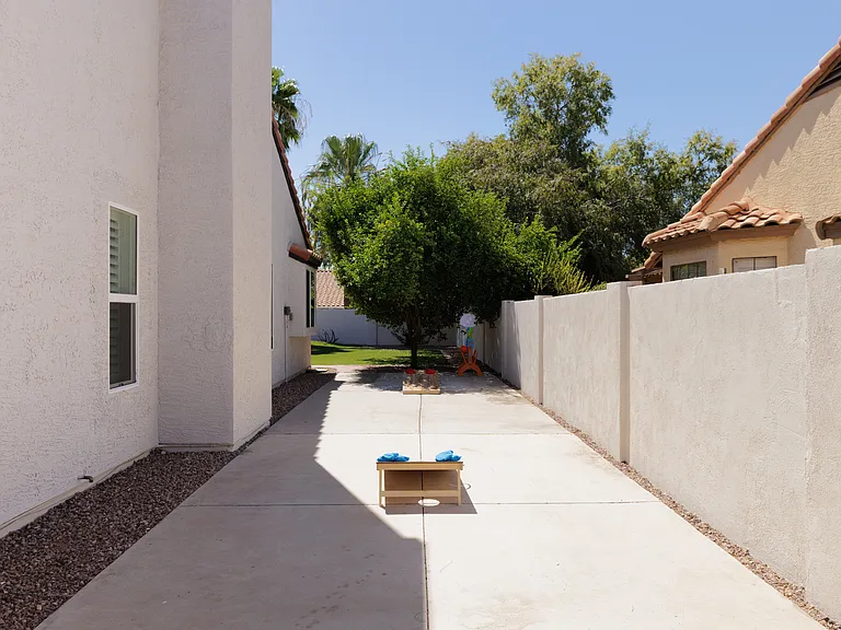 5519 E Kings Ave — Photo 23