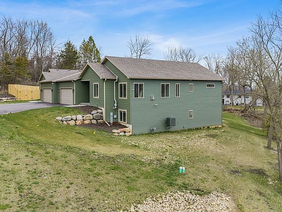 5th image of 1430 Martiny Ct