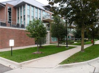 300 Hamilton St APT 103, Plymouth, MI 48170