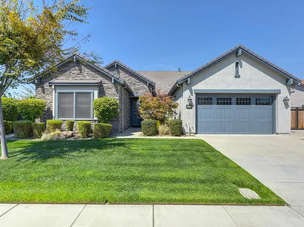 889 Harvest Mill Dr, Manteca, CA 95336
