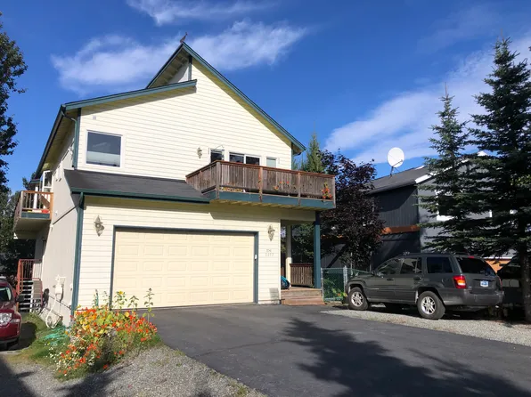 3657 Henderson Loop, Anchorage, AK 99507