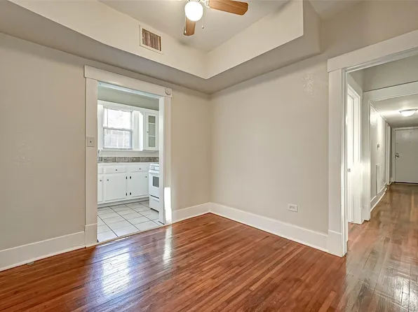 1748 Richmond Ave APT 4, Houston, TX 77098