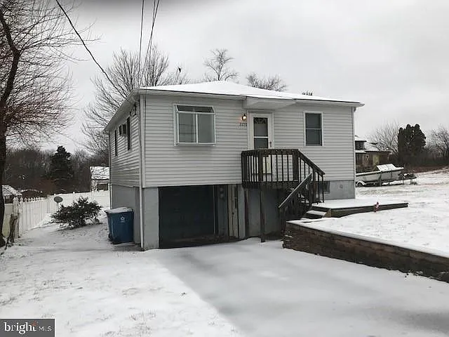 2258 Tulip Ave photo 1